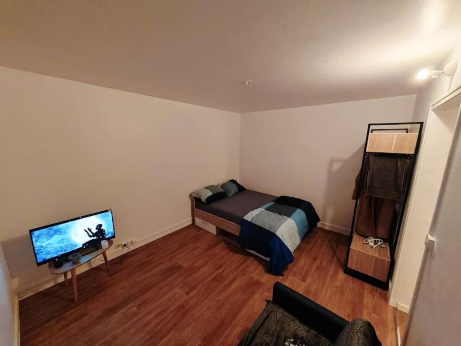Apartament F1 Equipe Avec Ascenseur, Parking Et Pres Des Transports Argenteuil Zewnętrze zdjęcie