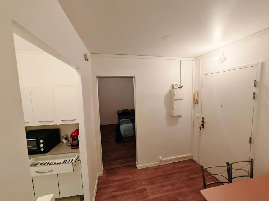 Apartament F1 Equipe Avec Ascenseur, Parking Et Pres Des Transports Argenteuil Zewnętrze zdjęcie