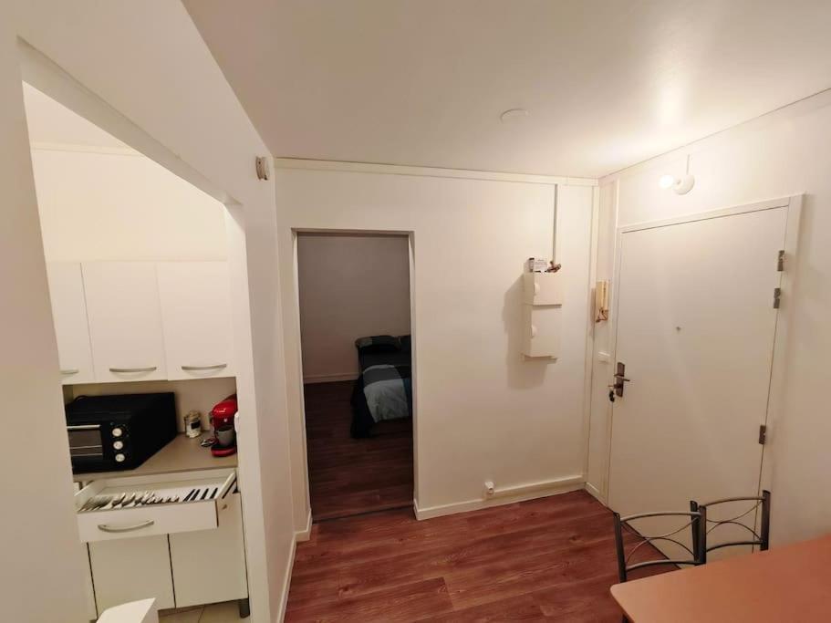 Apartament F1 Equipe Avec Ascenseur, Parking Et Pres Des Transports Argenteuil Zewnętrze zdjęcie