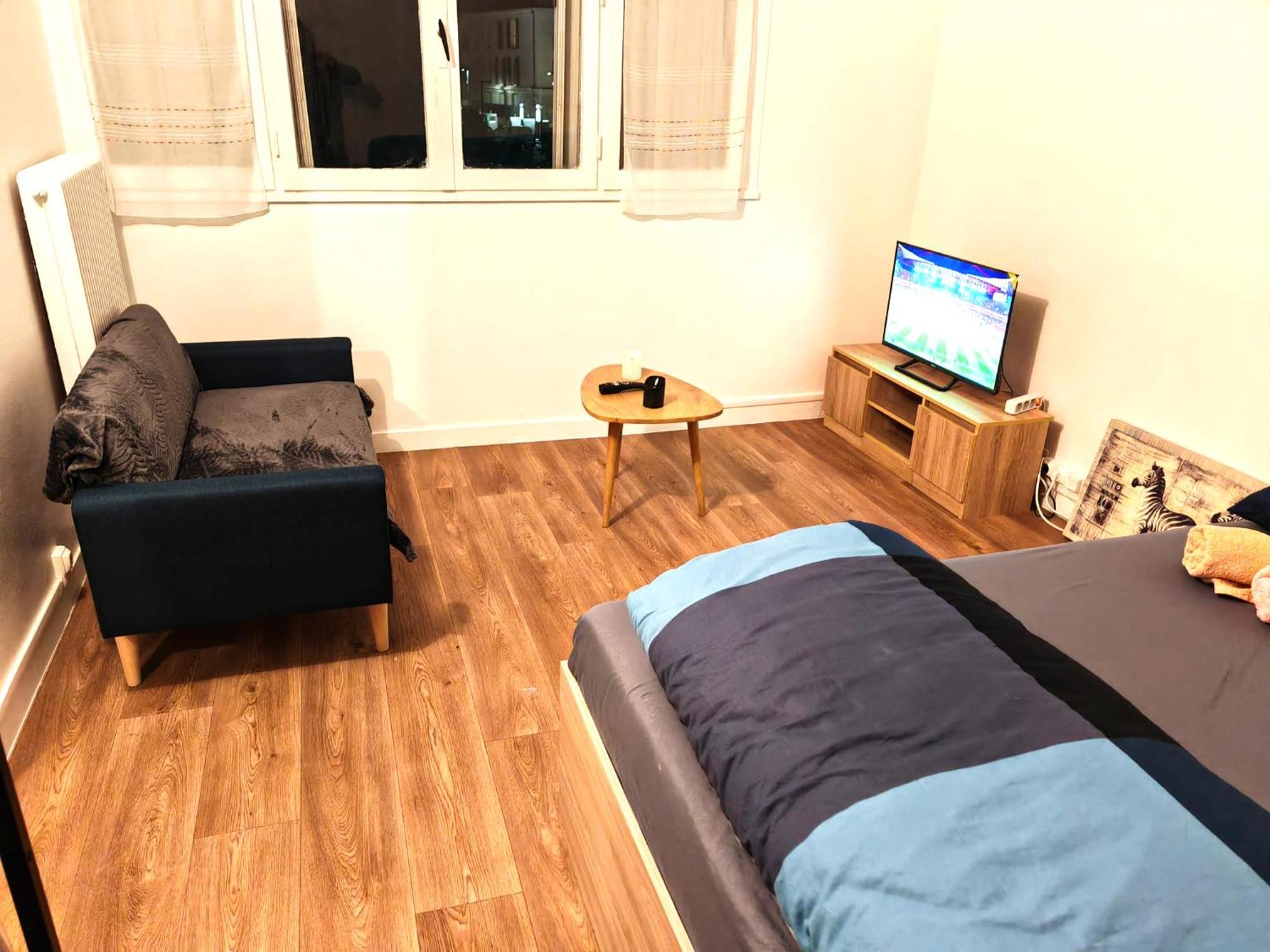 Apartament F1 Equipe Avec Ascenseur, Parking Et Pres Des Transports Argenteuil Zewnętrze zdjęcie