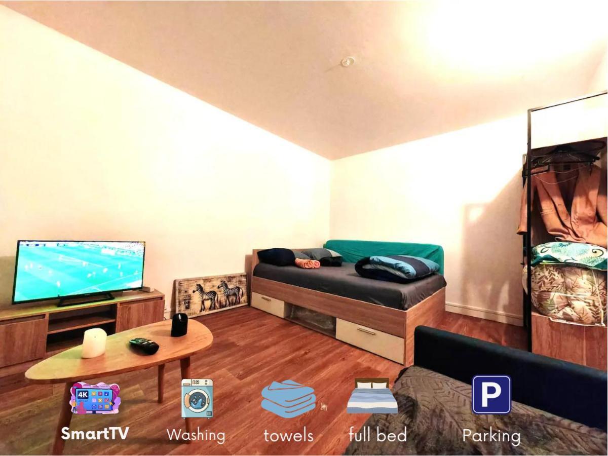 Apartament F1 Equipe Avec Ascenseur, Parking Et Pres Des Transports Argenteuil Zewnętrze zdjęcie